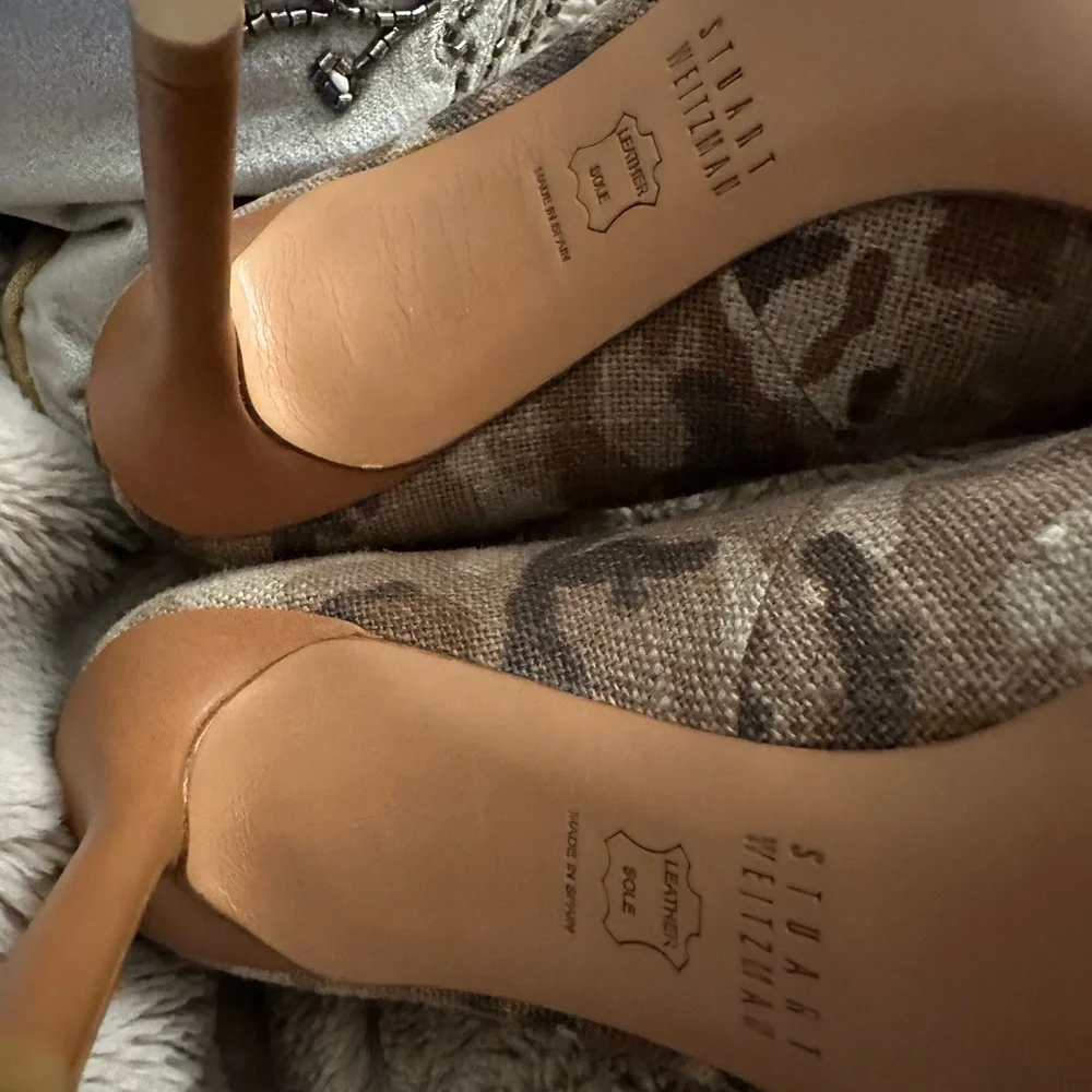 STUART WEITZMAN heels - Picture 8 of 10